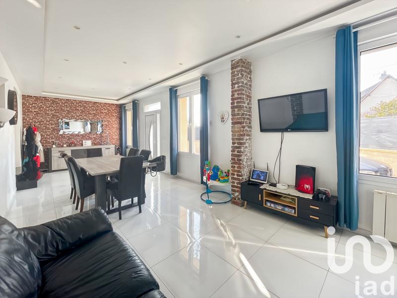 Maison - 140 m² - 5 pièces