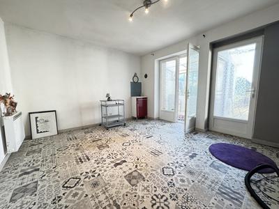 Maison - 87 m² - 4 pièces