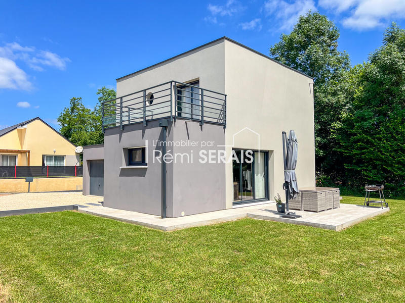 Maison - 85 m² - 3 pièces