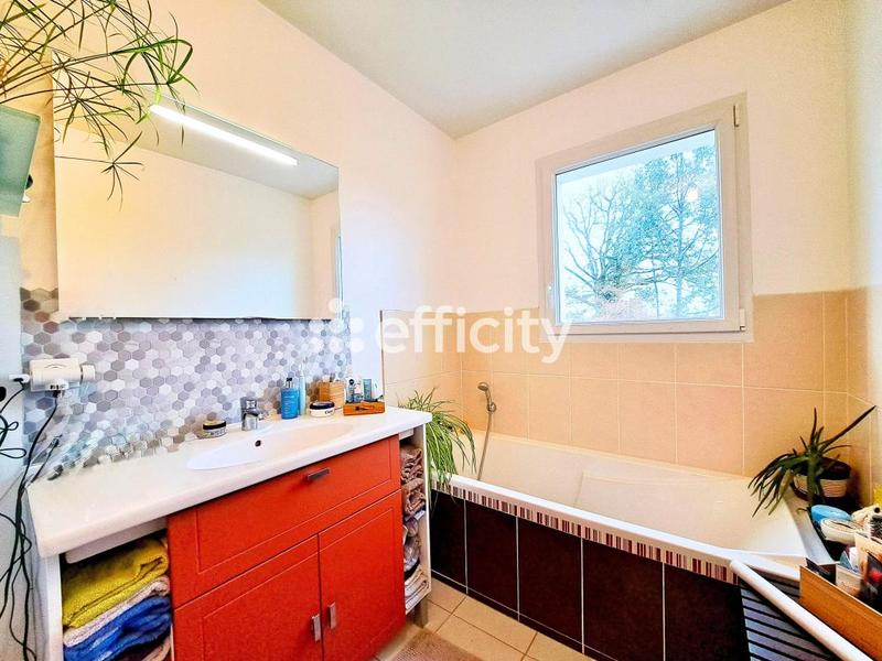 Pavillon - 94 m² - 4 pièces