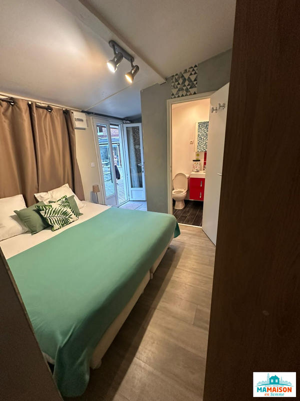 Maison - 198 m² - 9 pièces