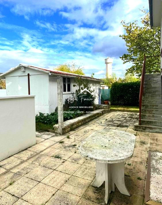 Maison - 86 m² - 5 pièces