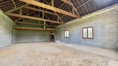 Local commercial - 125 m² - 3 pièces