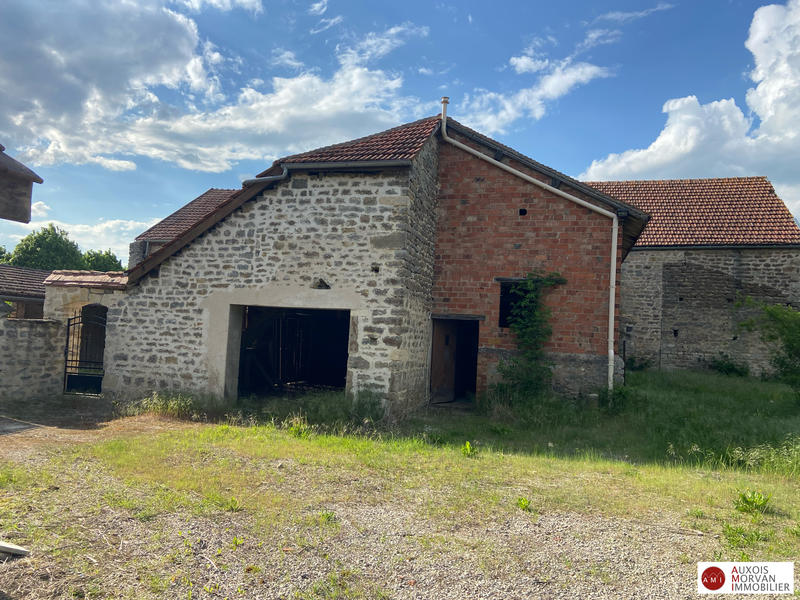 Maison ancienne - 248 m² - 7 pièces