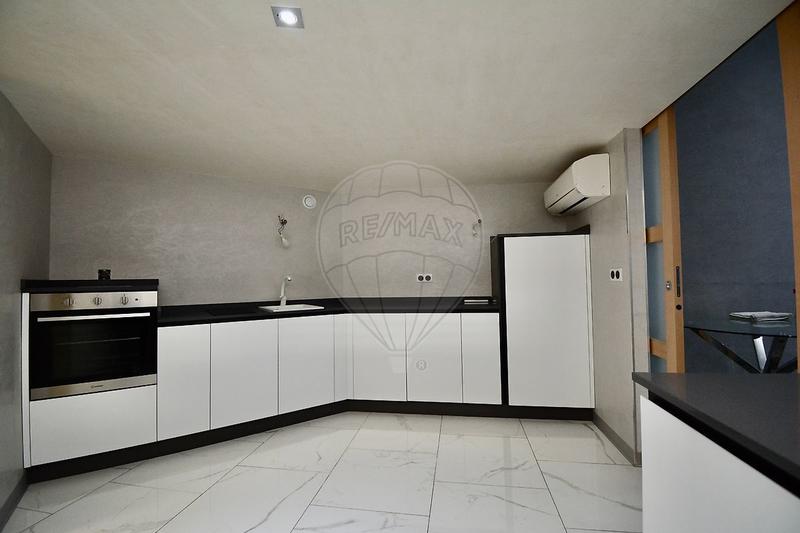 Local commercial - 52 m² - 2 pièces