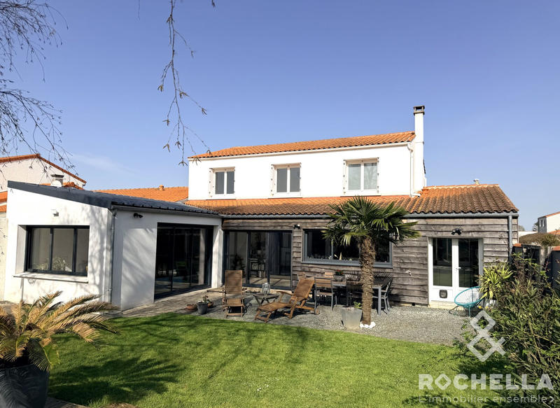 Maison - 196 m² - 6 pièces