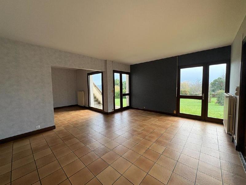 Maison - 194 m² - 6 pièces