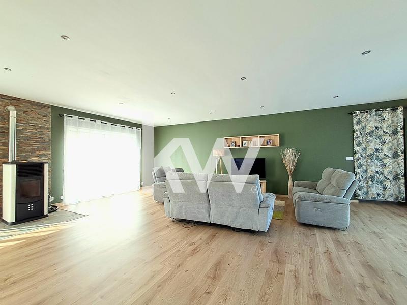 Maison - 191 m² - 7 pièces