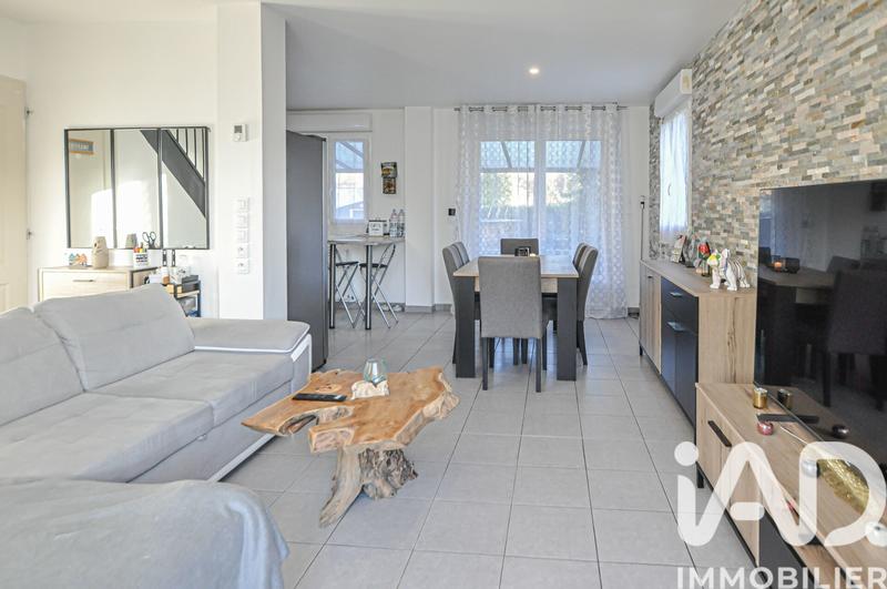 Maison - 90 m² - 5 pièces