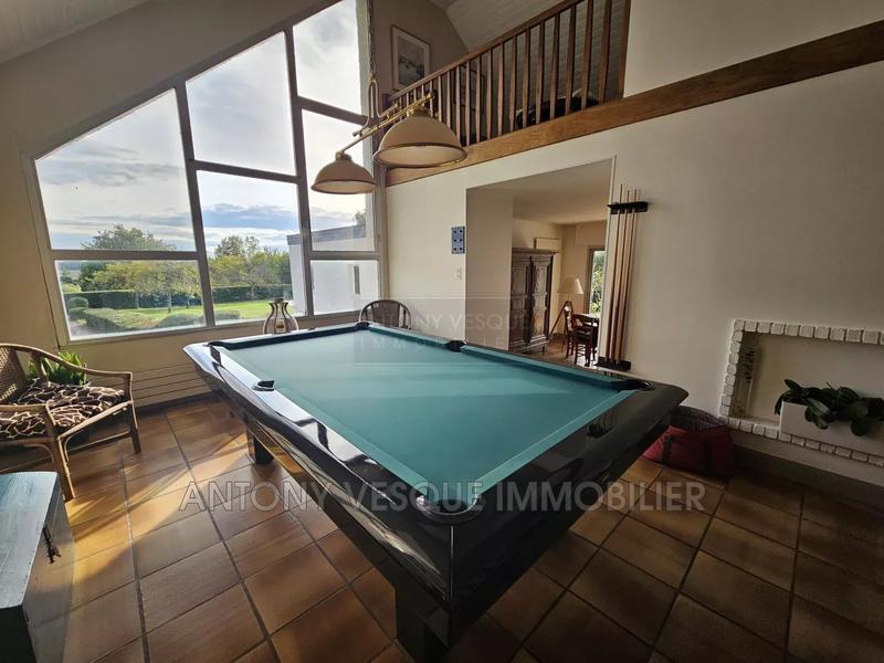 Maison - 180 m² - 6 pièces