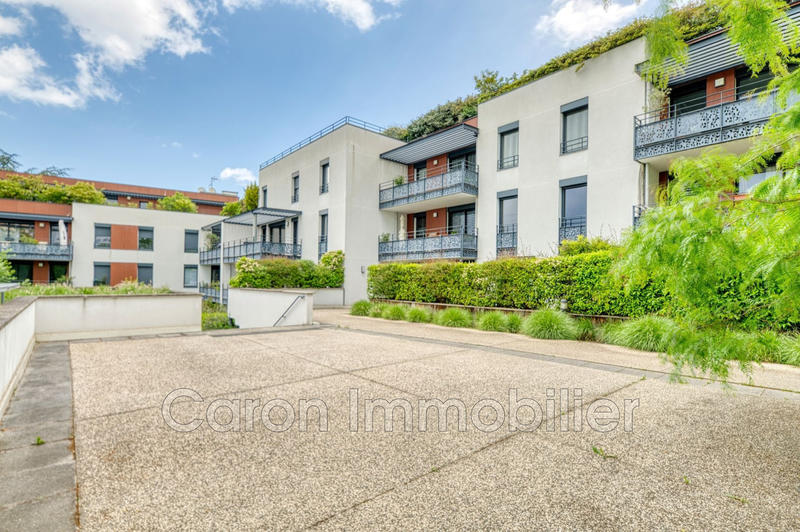 Appartement - 93 m² - 4 pièces