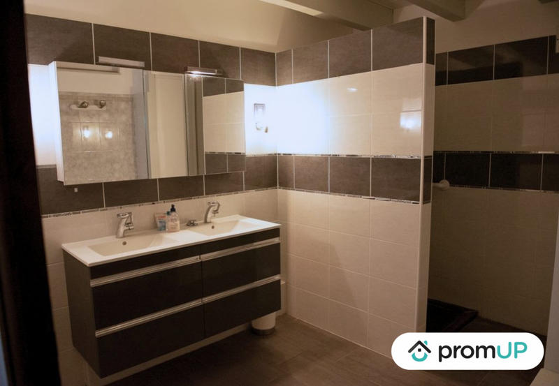 Maison - 170 m² - 8 pièces