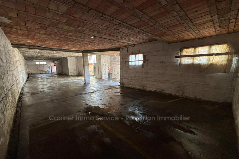 Maison - 255 m² - 1 pièce