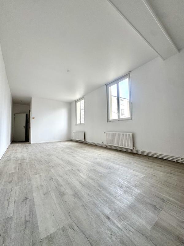 Appartement - 82 m² - 4 pièces