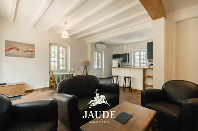 Maison - 200 m² - 8 pièces