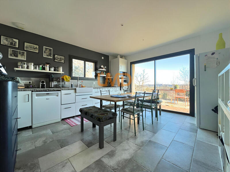 Villa - 125 m² - 5 pièces