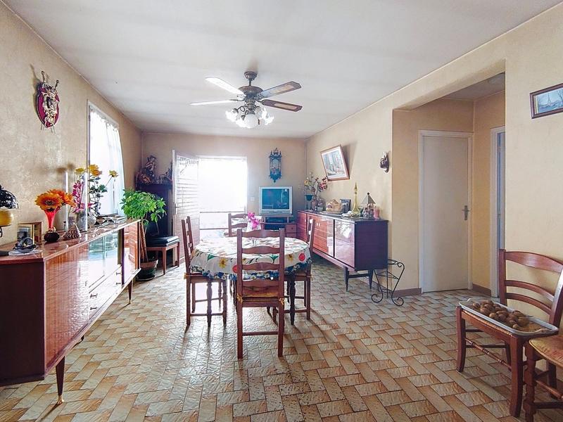 Maison - 98 m² - 6 pièces