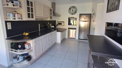 Maison - 170 m² - 6 pièces