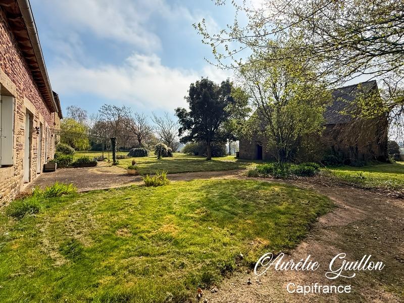 Maison - 181 m² - 7 pièces