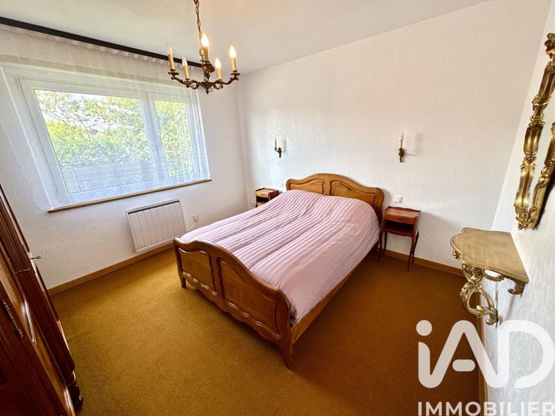 Maison - 201 m² - 7 pièces