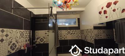 Chambre - 9 m² - 1 pièce