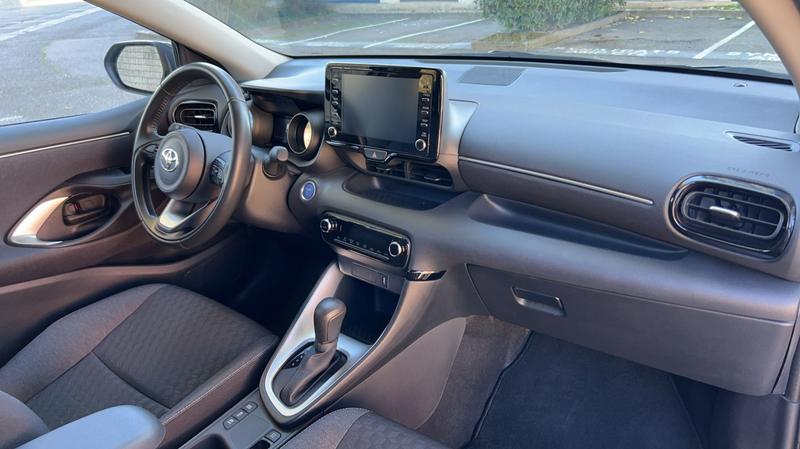 Toyota Yaris IV 1.5 Vvti 116 Hybrid E-Cvt Design - Première main Entretien constructeur