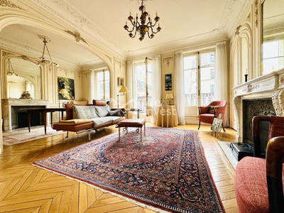 Appartement - 132 m² - 5 pièces