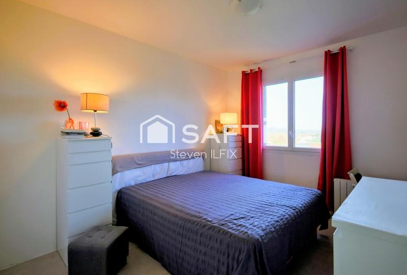 Maison - 220 m² - 4 pièces