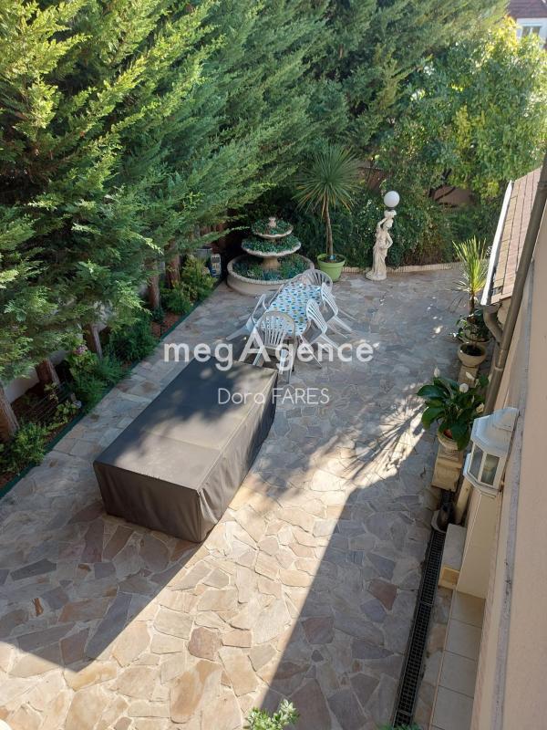 Maison - 165 m² - 7 pièces