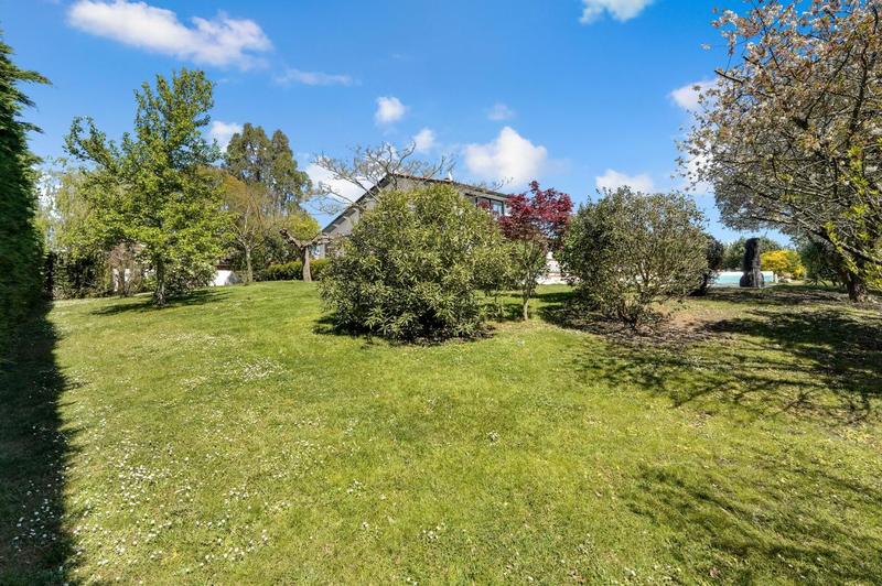 Maison - 192 m² - 5 pièces