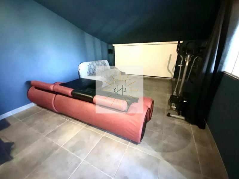 Maison - 362 m² - 14 pièces