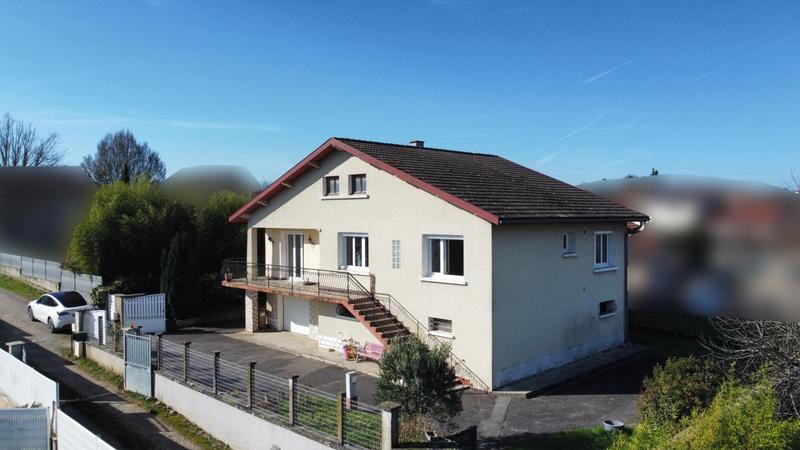 Maison - 102 m² - 4 pièces