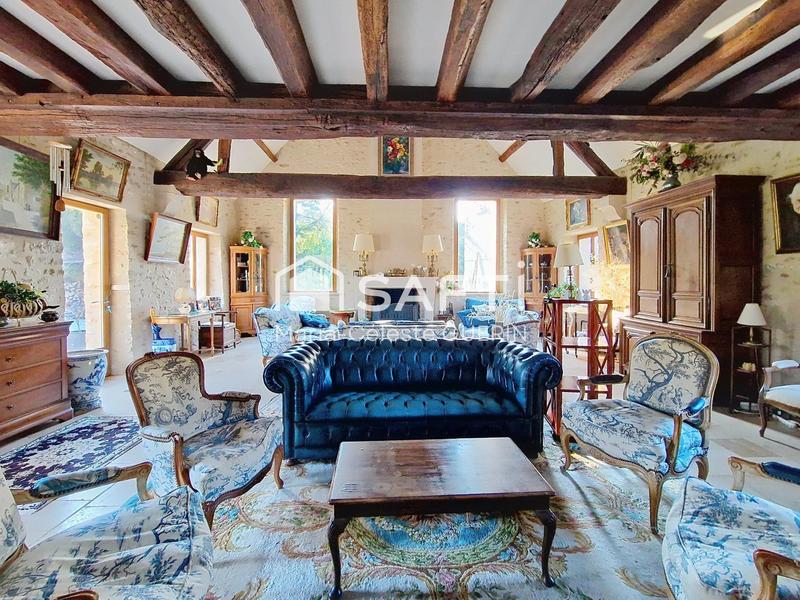 Maison - 340 m² - 11 pièces