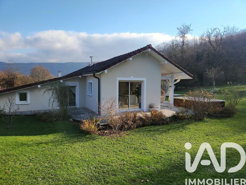 Maison - 195 m² - 6 pièces