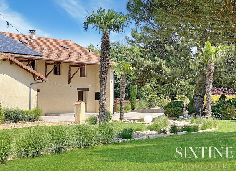 Maison ancienne - 300 m² - 7 pièces