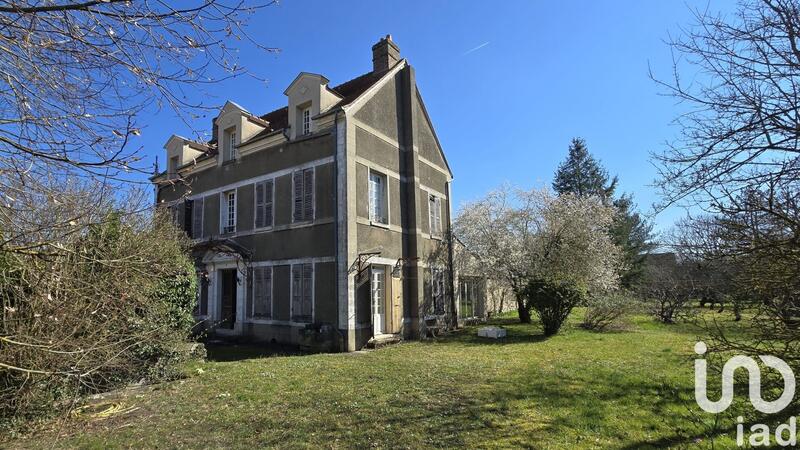 Maison - 223 m² - 7 pièces