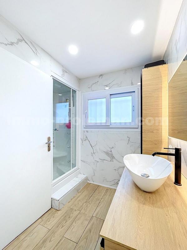 Appartement - 101 m² - 4 pièces