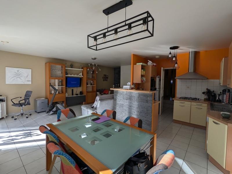 Villa - 90 m² - 4 pièces