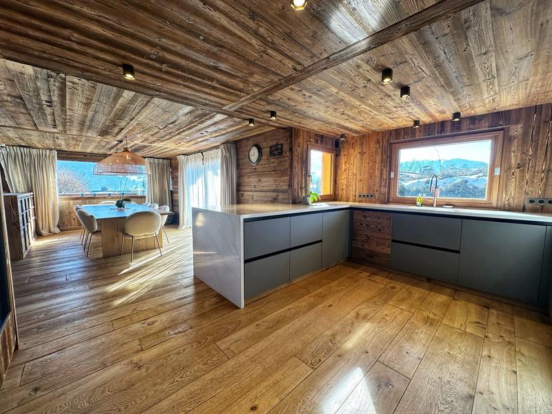 Châlet - 430 m² - 8 pièces