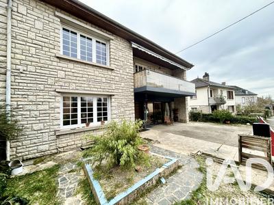 Maison - 168 m² - 5 pièces