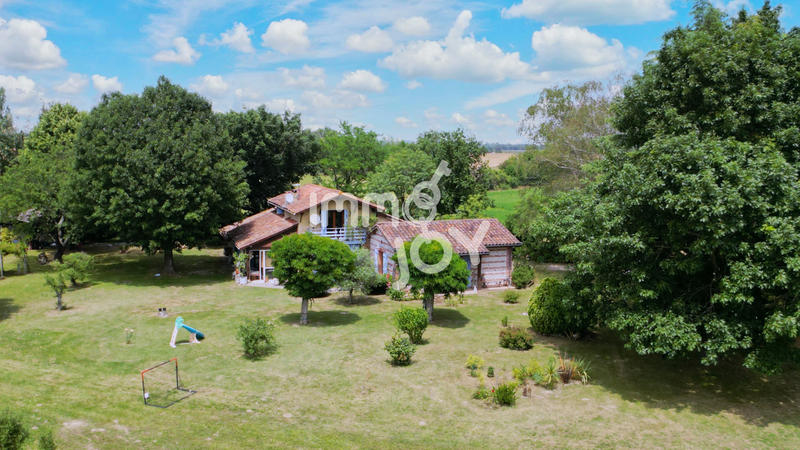 Maison - 156 m² - 4 pièces