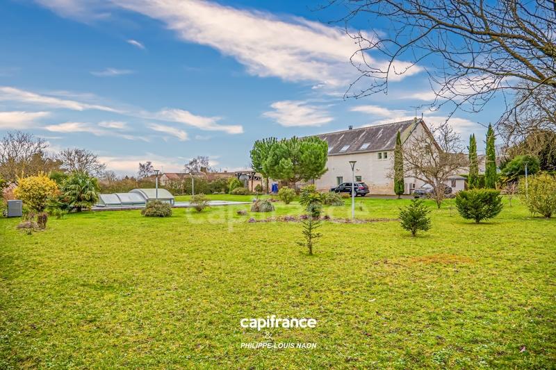 Mas - 367 m² - 10 pièces