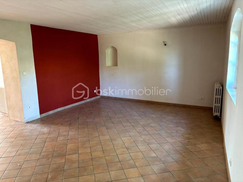 Maison en pierre - 97 m² - 3 pièces