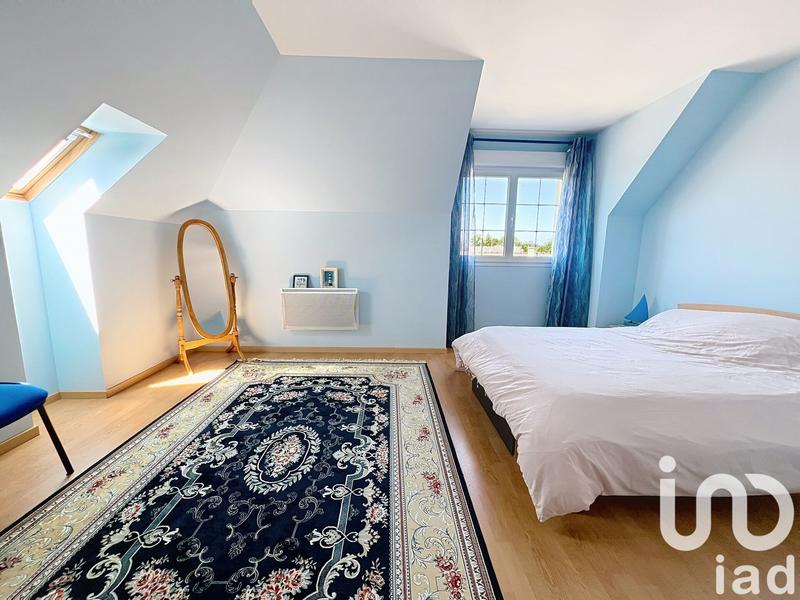 Maison - 281 m² - 10 pièces