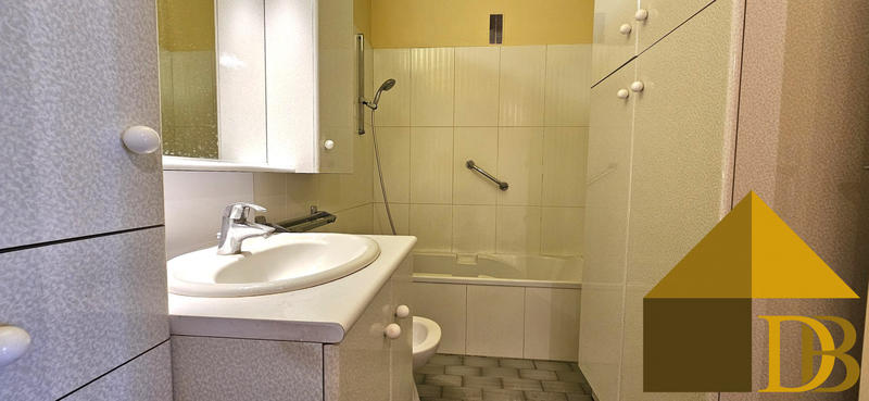 Appartement - 65 m² - 3 pièces