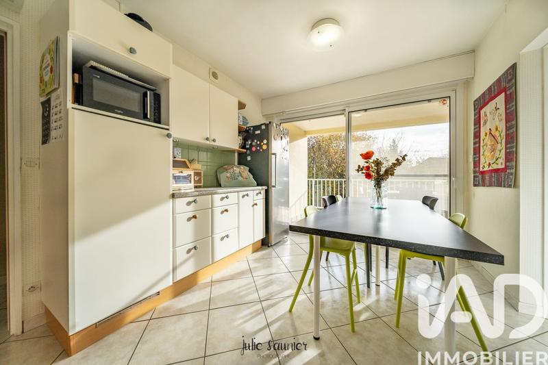 Maison - 190 m² - 9 pièces