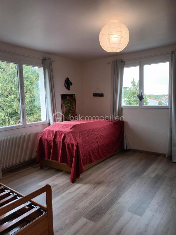 Maison - 101 m² - 6 pièces