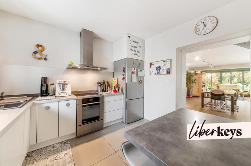 Maison - 161 m² - 6 pièces