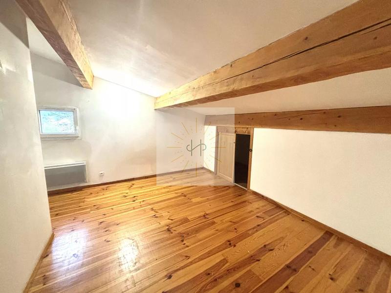 Maison - 176 m² - 10 pièces