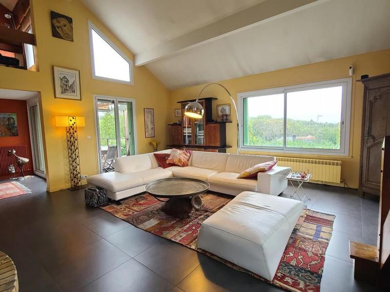 Maison d'architecte - 225 m² - 6 pièces